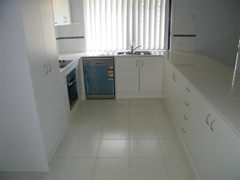 15 Neumann Place, Leichhardt QLD 4305