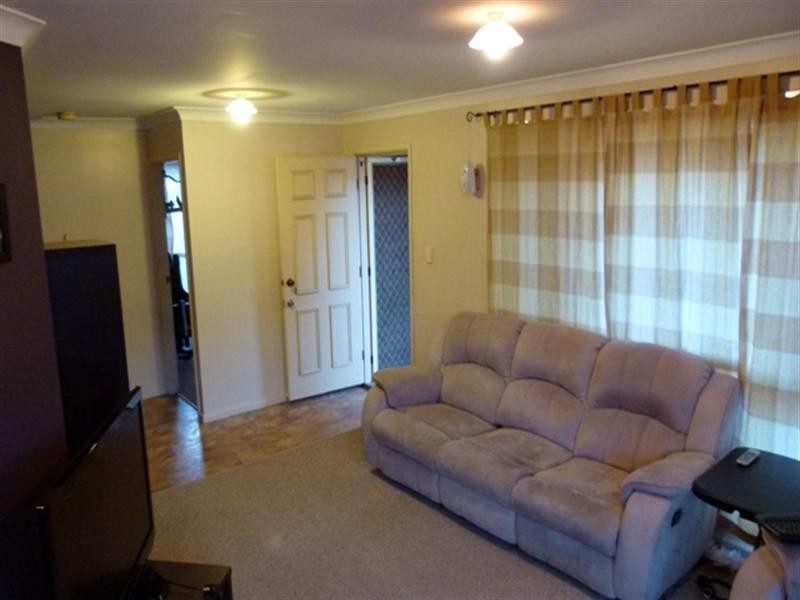 21 Willowtree Drive, Flinders View QLD 4305