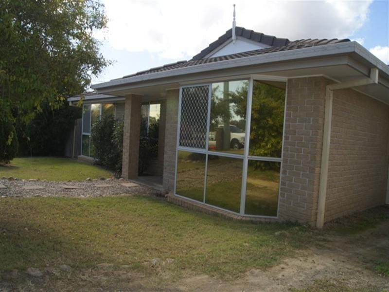 9 Jacaranda Drive, Yamanto QLD 4305