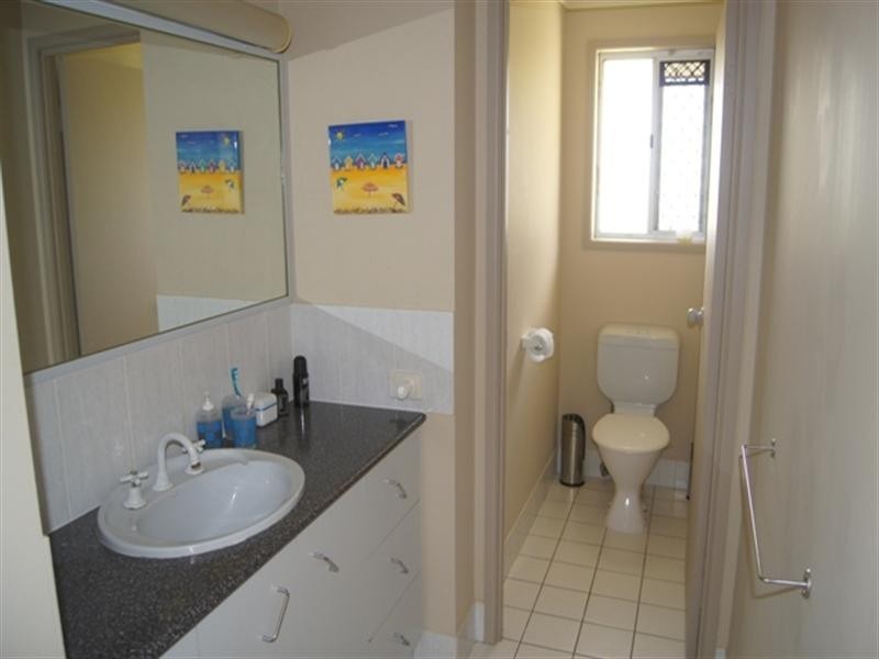 9 Jacaranda Drive, Yamanto QLD 4305