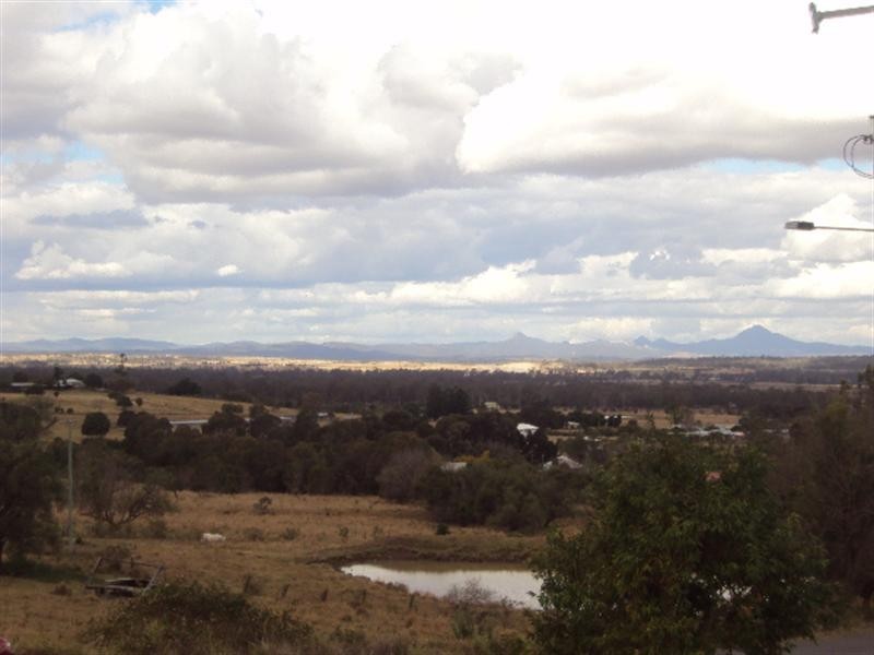 4 Kunkala Court, Rosewood QLD 4340