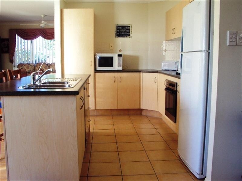 16 Amie Place, Raceview QLD 4305