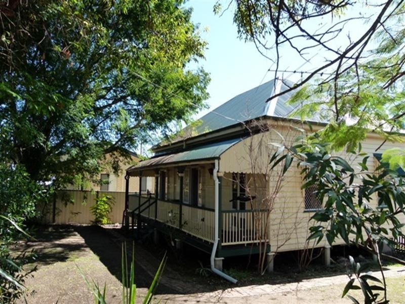 182 Cascade Street, Raceview QLD 4305