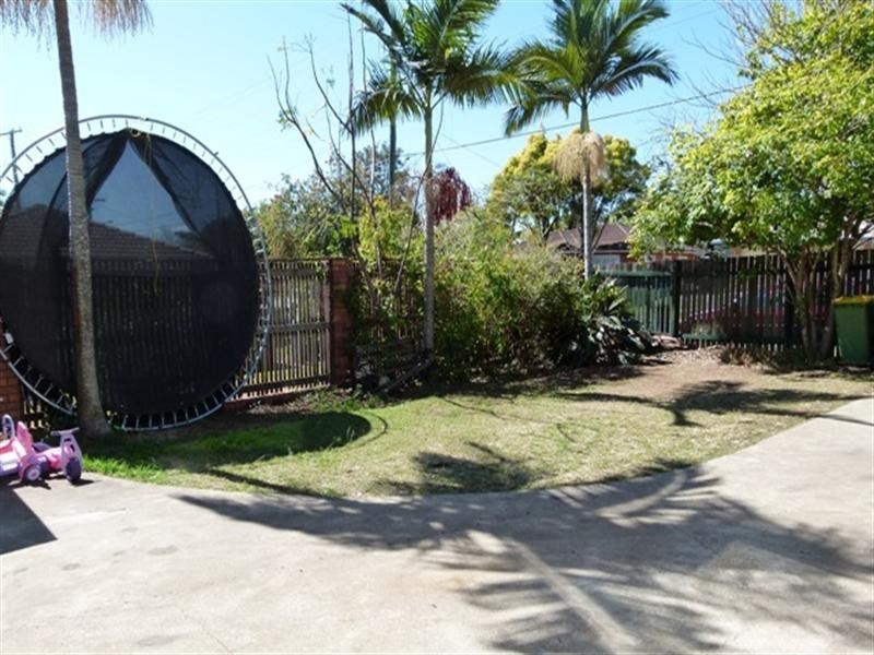 182 Cascade Street, Raceview QLD 4305