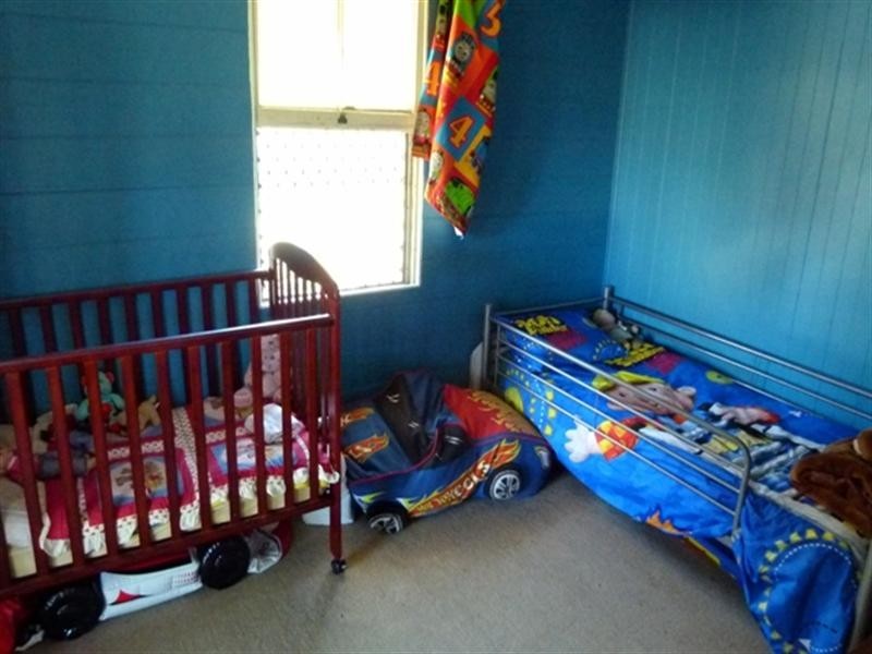 182 Cascade Street, Raceview QLD 4305