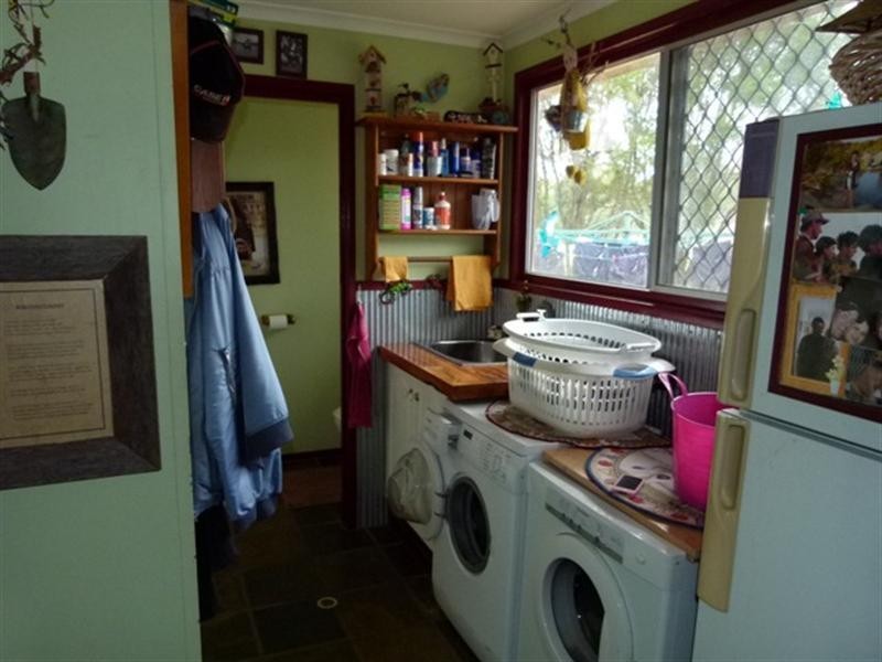 96 Washpool Road, Peak Crossing QLD 4306