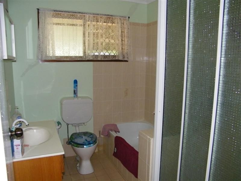 43 Fassifern Street, Peak Crossing QLD 4306