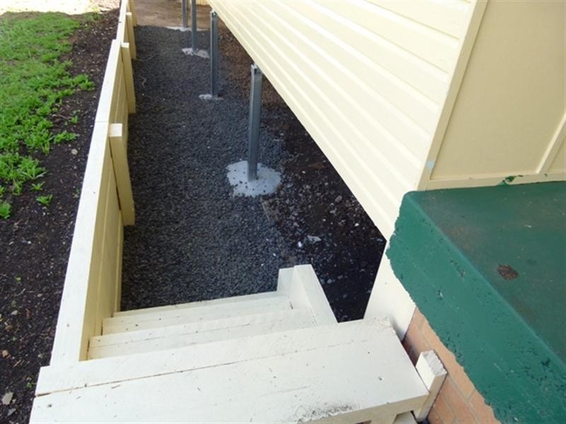 6 George Street, Newtown QLD 4305