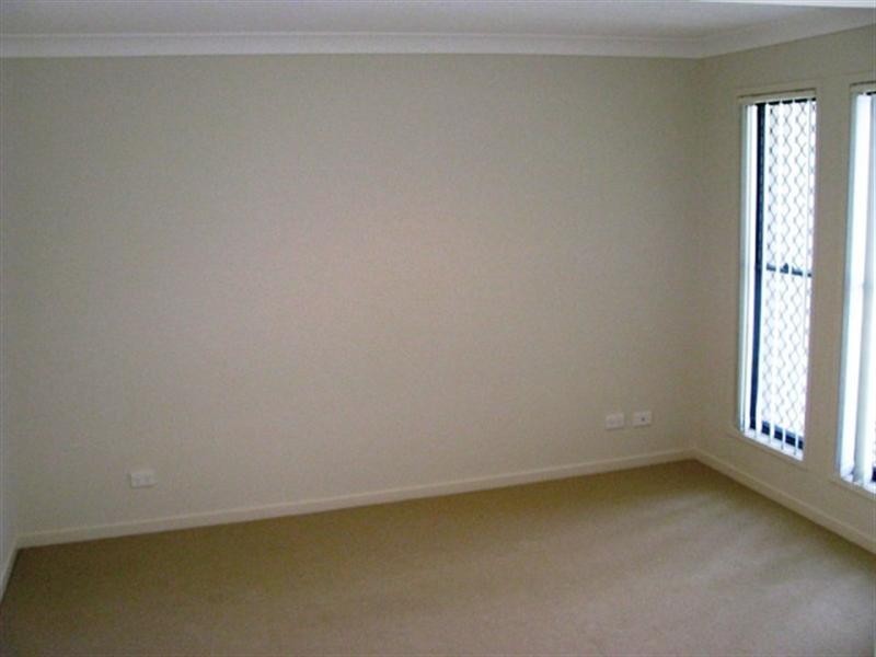 10 Bosswood, Yamanto QLD 4305