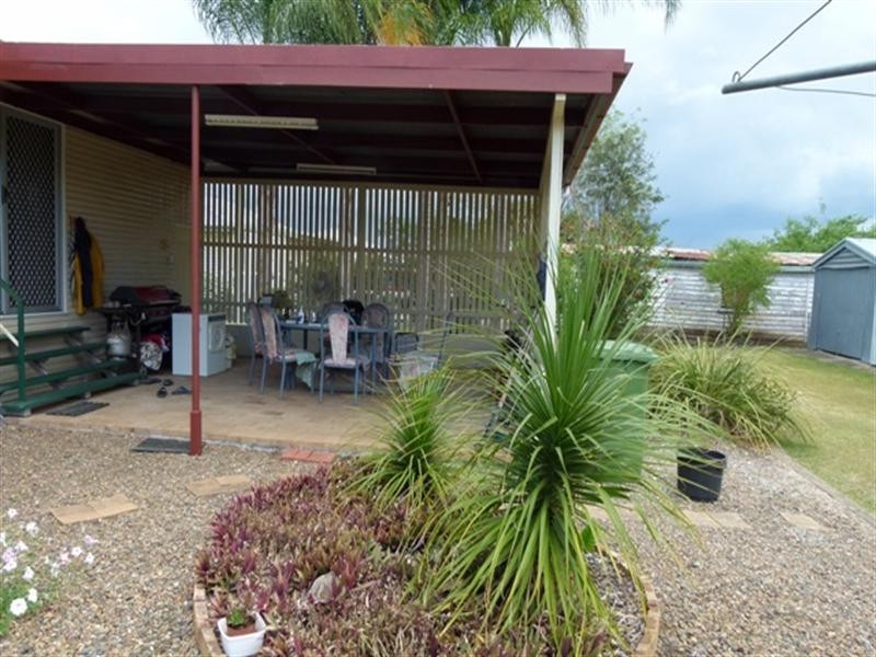 5 Edward, Rosewood QLD 4340