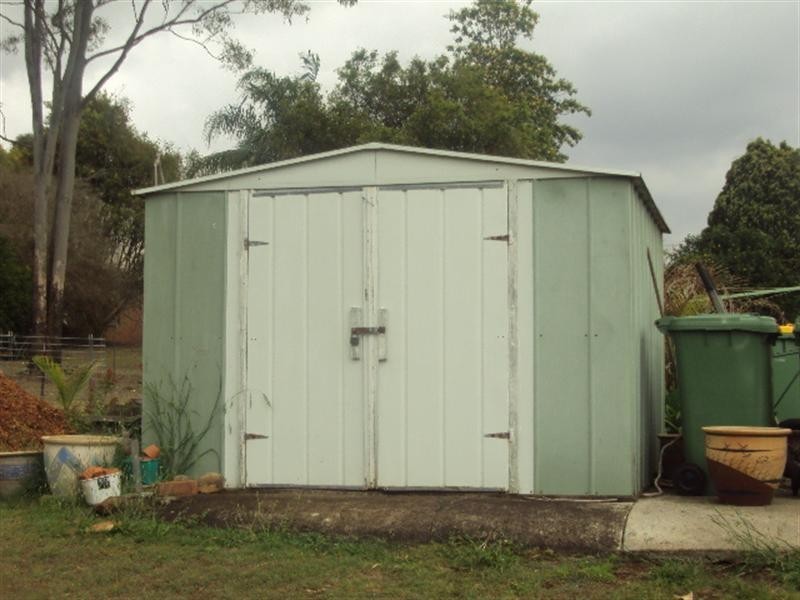 4 Melbury, Willowbank QLD 4306