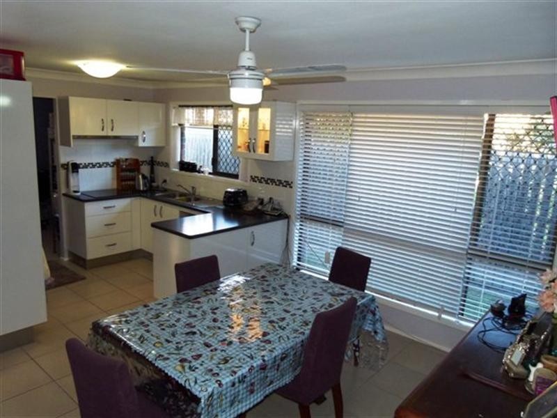 29 Gledson Street, North Booval QLD 4304