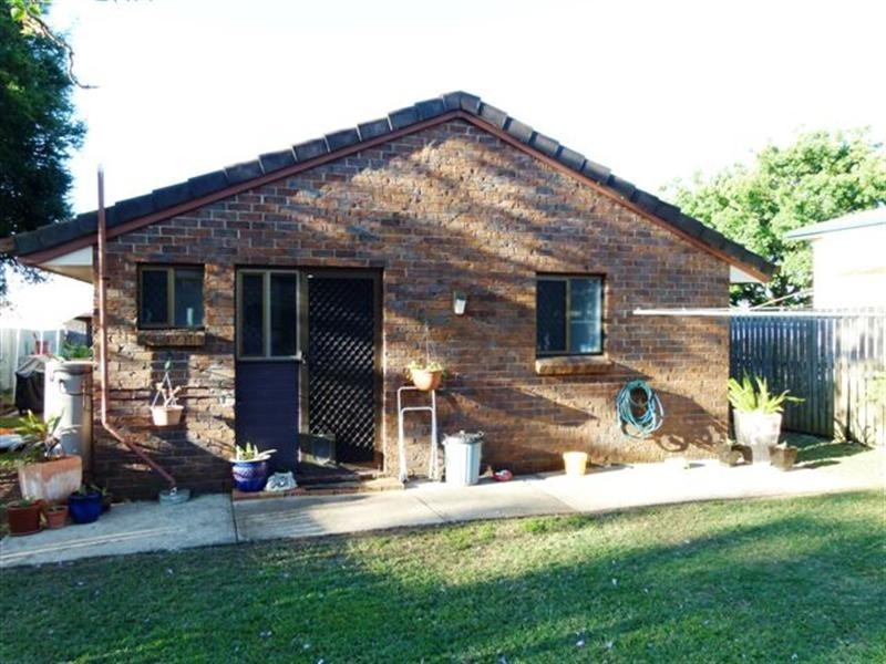 29 Gledson Street, North Booval QLD 4304