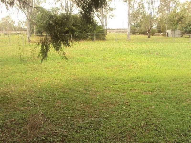 71 Adelong Avenue, Thagoona QLD 4306