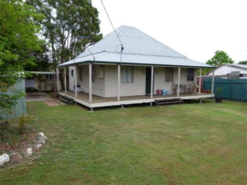 39 Frederick Street, Newtown QLD 4305