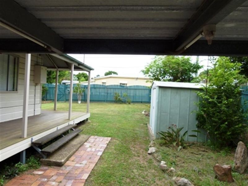 39 Frederick Street, Newtown QLD 4305