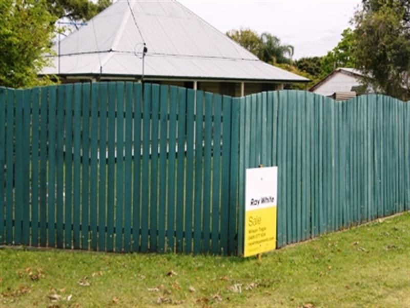 39 Frederick Street, Newtown QLD 4305