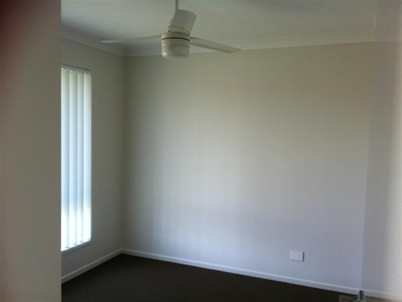 9 Petal Place, Yamanto QLD 4305