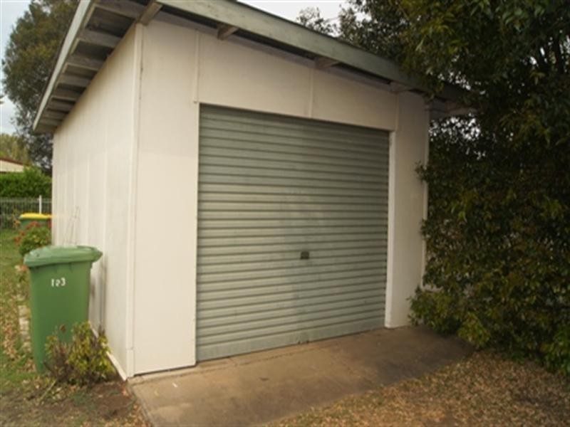 123 Cascade Street, Raceview QLD 4305