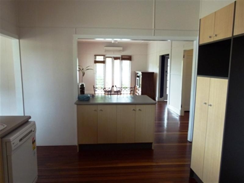 34 Cypres Street, North Ipswich QLD 4305