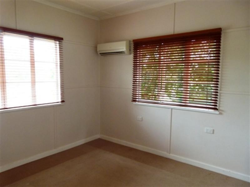 34 Cypres Street, North Ipswich QLD 4305