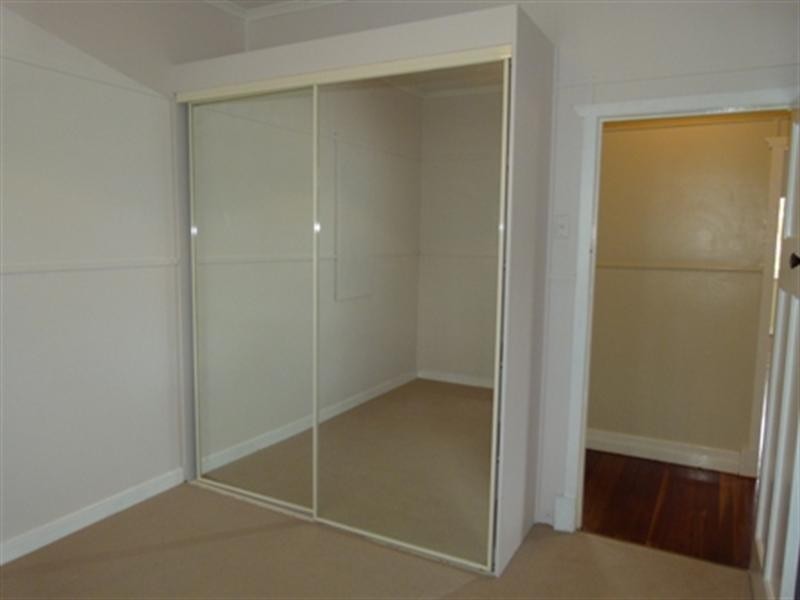 34 Cypres Street, North Ipswich QLD 4305