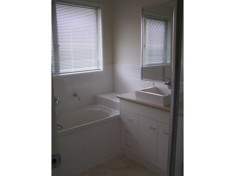 12 Westminster Crescent, Raceview QLD 4305