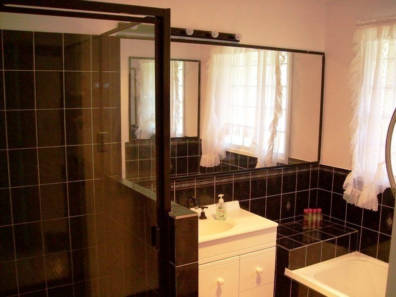 6 CRAIGERNE Street, Brassall QLD 4305