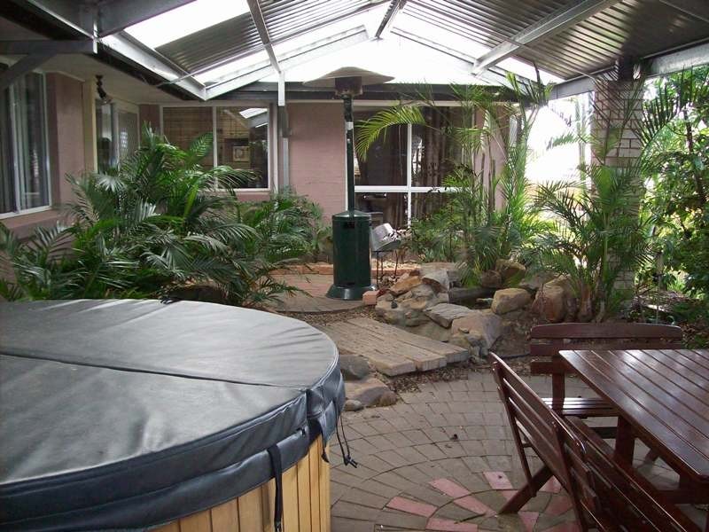 6 CRAIGERNE Street, Brassall QLD 4305