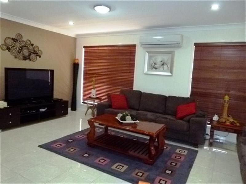 39 Fassifern Street, Peak Crossing QLD 4306