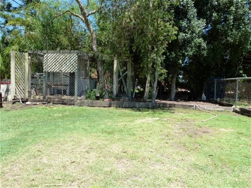 39 Fassifern Street, Peak Crossing QLD 4306