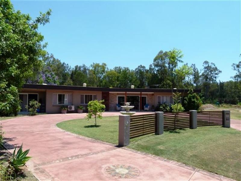 11 Box Street, Yamanto QLD 4305