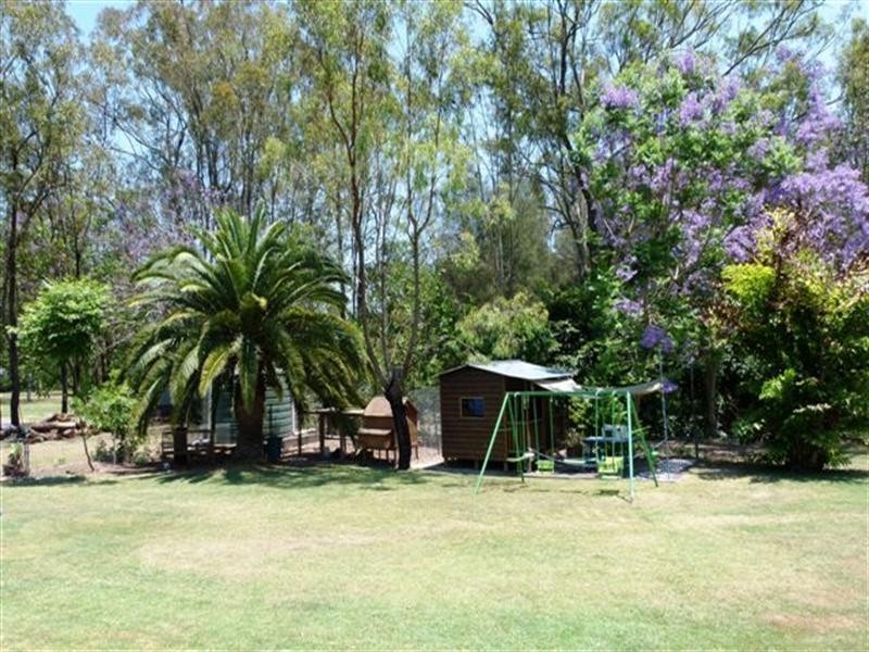 11 Box Street, Yamanto QLD 4305