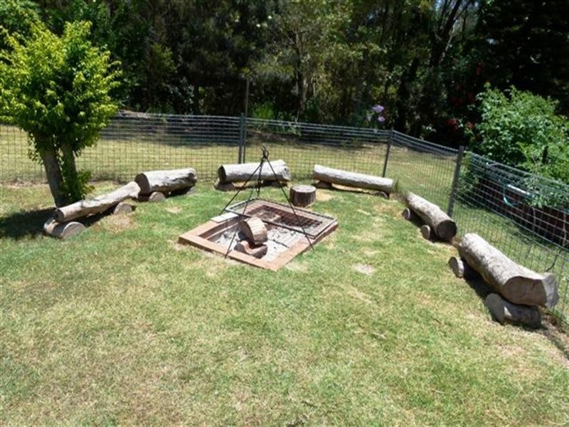 11 Box Street, Yamanto QLD 4305