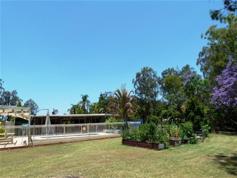 11 Box Street, Yamanto QLD 4305