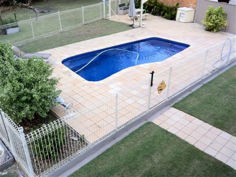 11 Box Street, Yamanto QLD 4305