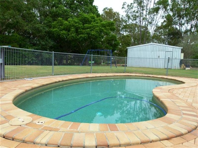 12 Taylors Road, Walloon QLD 4306