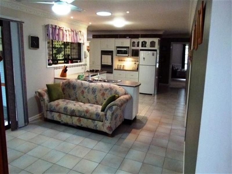 348 Warwick Road, Yamanto QLD 4305