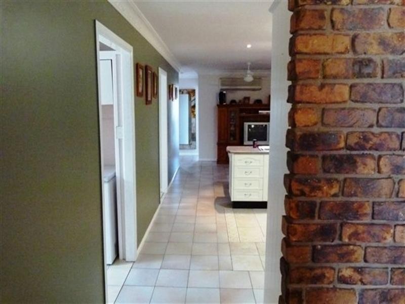 348 Warwick Road, Yamanto QLD 4305