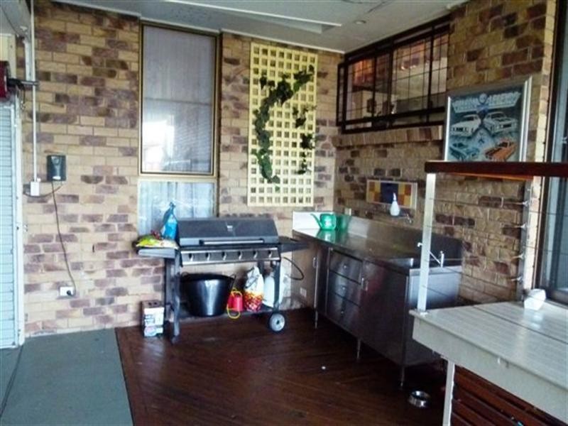 348 Warwick Road, Yamanto QLD 4305