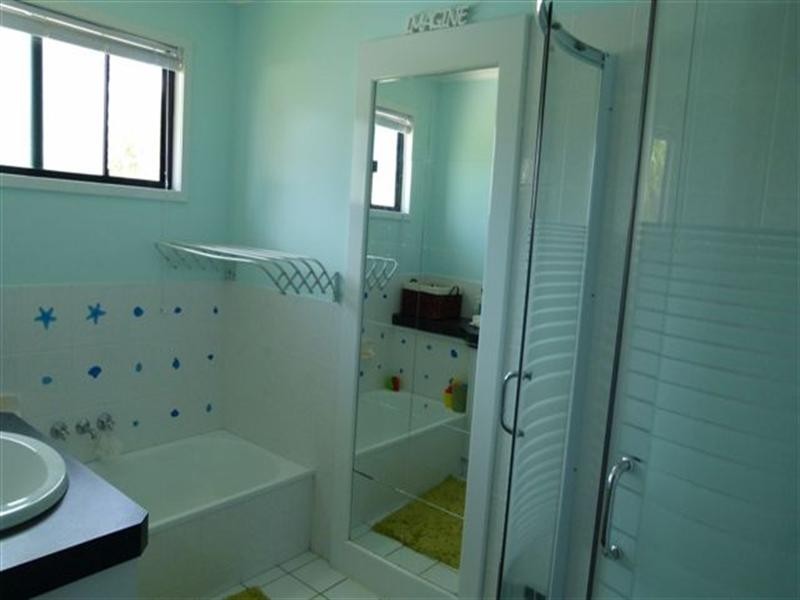 4 Georgette Street, One Mile QLD 4305