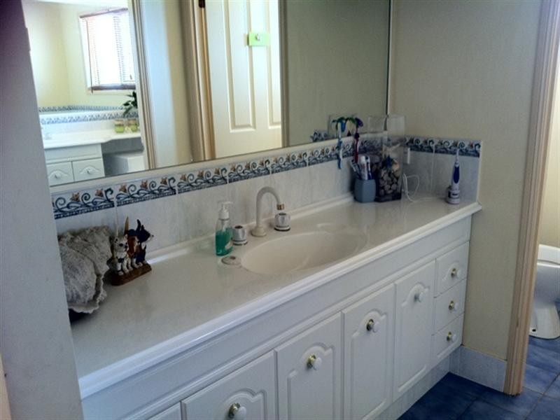 10 Wellington Rise, Willowbank QLD 4306