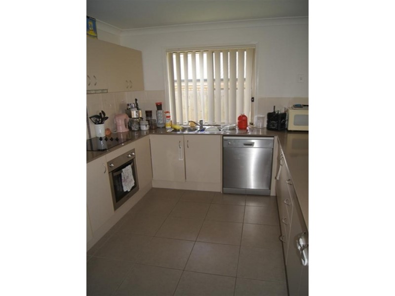 41 Dornoch, Raceview QLD 4305
