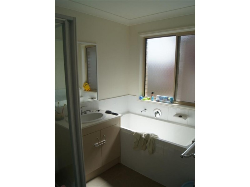 41 Dornoch, Raceview QLD 4305
