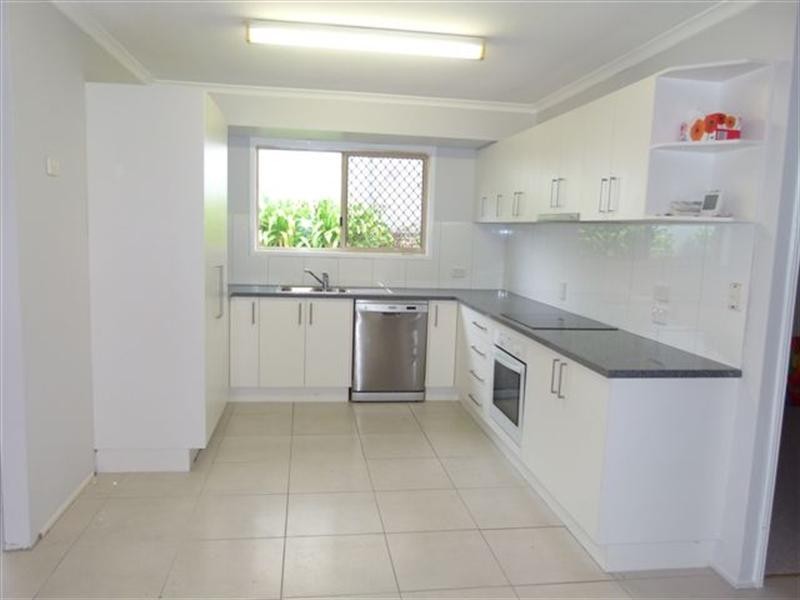 10 McMillan Street, Churchill QLD 4305