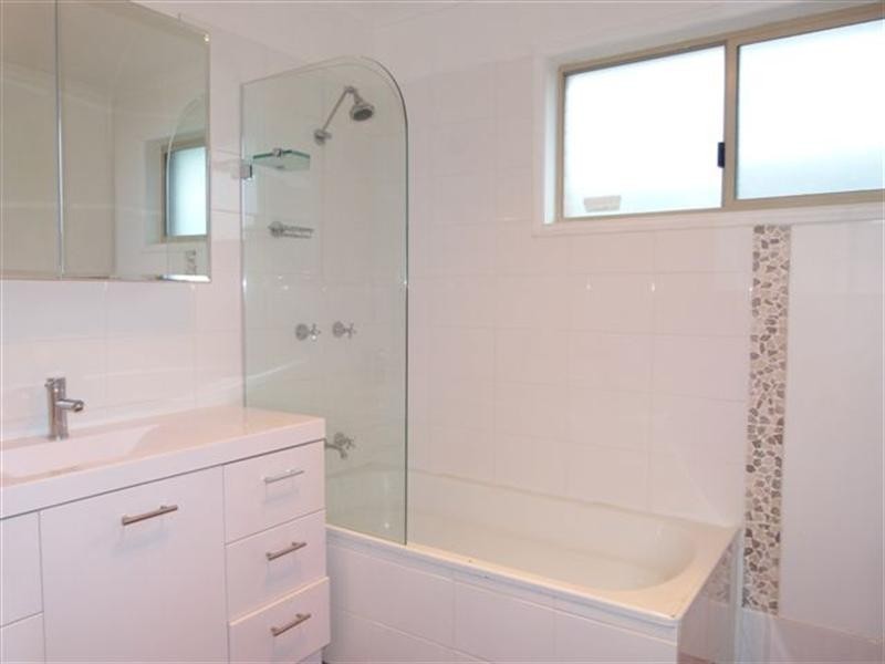 10 McMillan Street, Churchill QLD 4305