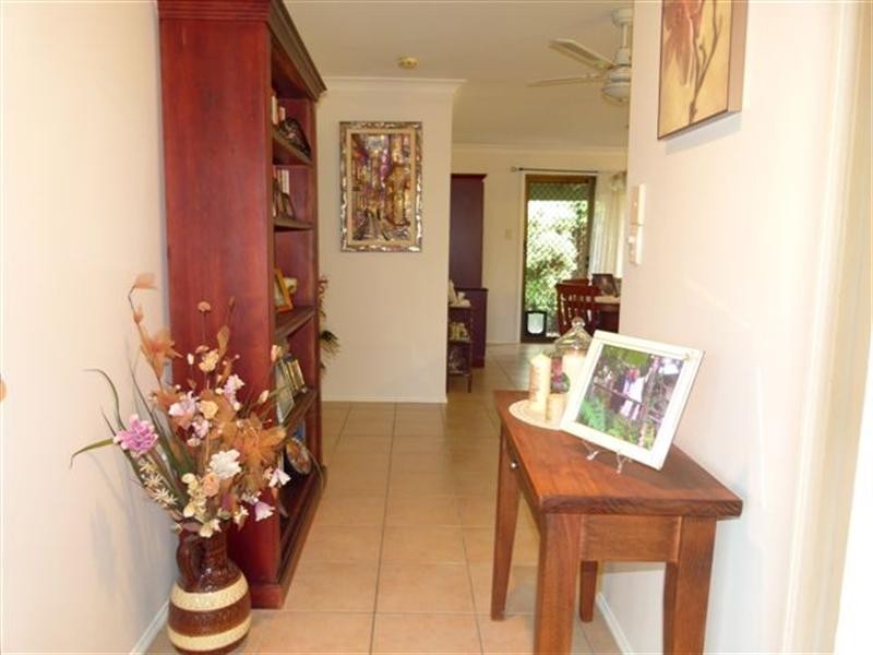 2 Amor Court, Yamanto QLD 4305