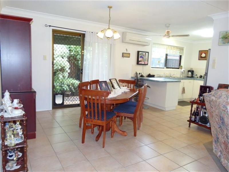 2 Amor Court, Yamanto QLD 4305