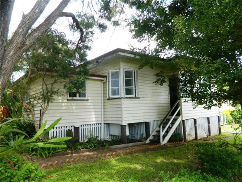 15 North Street, Harrisville QLD 4307