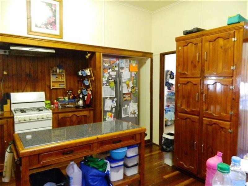 15 North Street, Harrisville QLD 4307